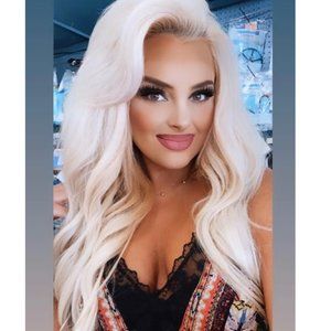 Meet your Posher, Kelli